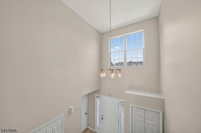 Property listing MLS 4046956 photo 23