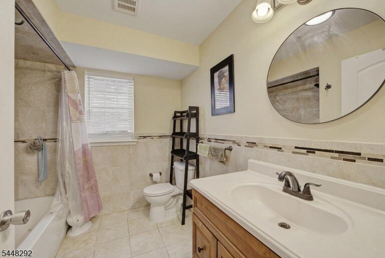 Property listing MLS 4046968 photo 22