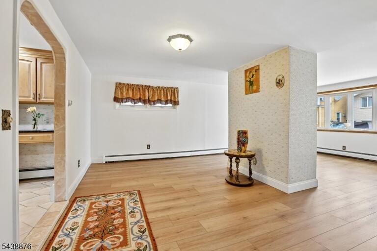 Property listing MLS 4046984 photo 15