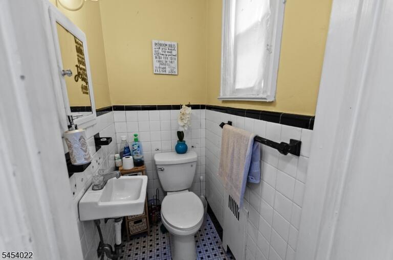 Property listing MLS 4047024 photo 12