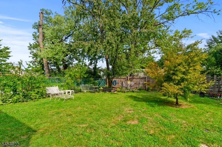 Property listing MLS 4047024 photo 35