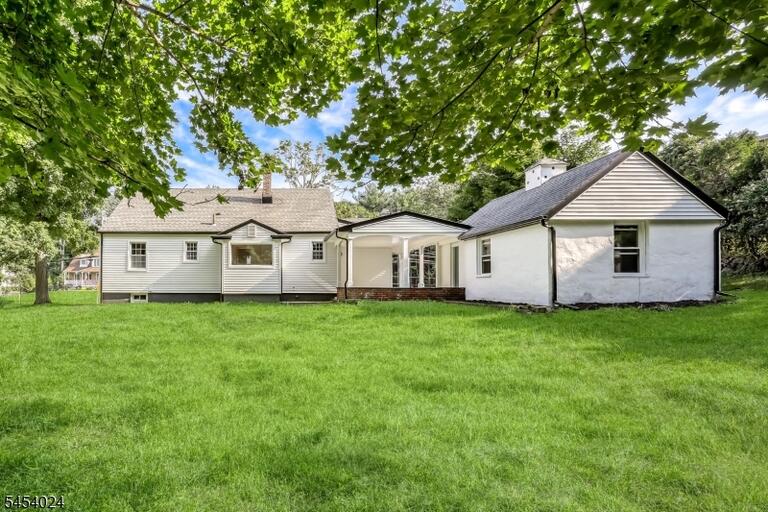 Property listing MLS 4047027 photo 18