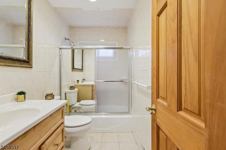 Property listing MLS 4047040 photo 17