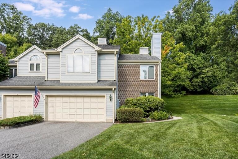 Property listing MLS 4047122 photo 4