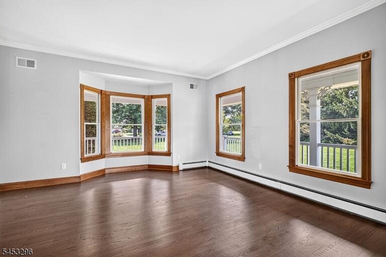 Property listing MLS 4047190 photo 11
