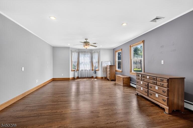 Property listing MLS 4047190 photo 25
