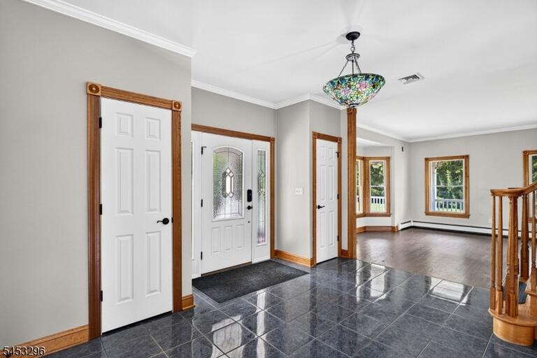 Property listing MLS 4047190 photo 8
