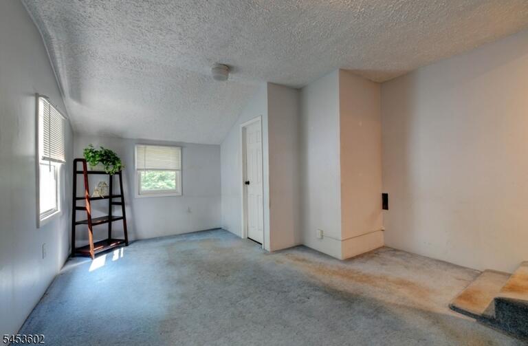 Property listing MLS 4047265 photo 12