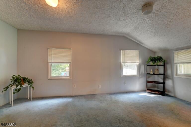 Property listing MLS 4047265 photo 13
