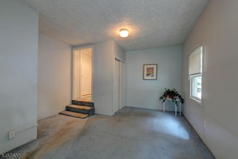 Property listing MLS 4047265 photo 14