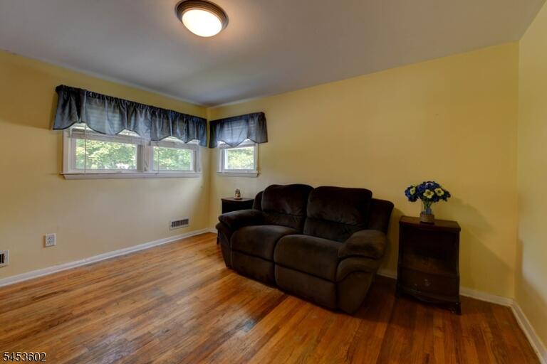 Property listing MLS 4047265 photo 16