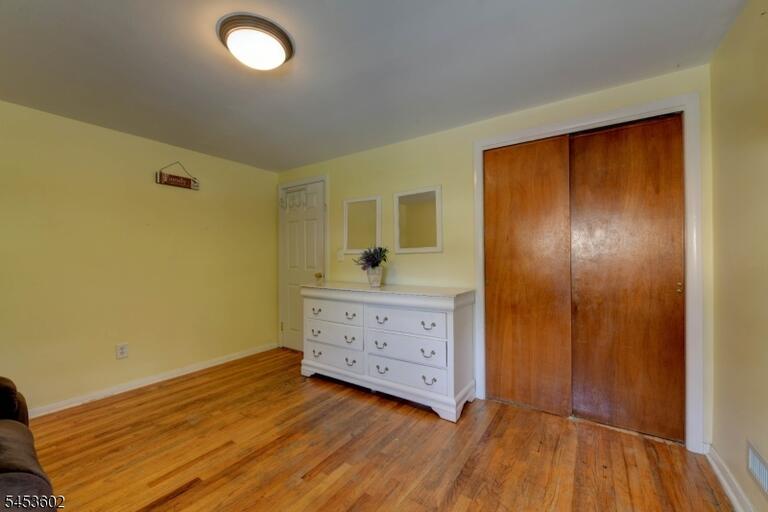 Property listing MLS 4047265 photo 17