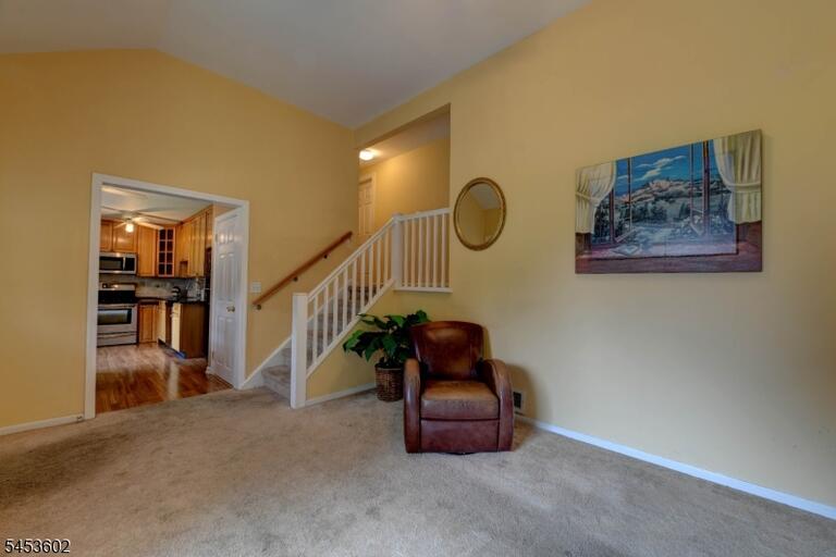 Property listing MLS 4047265 photo 4