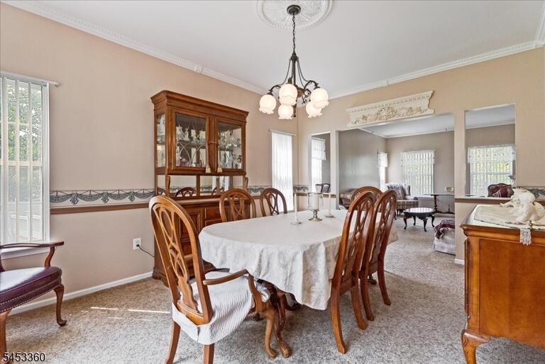 Property listing MLS 4047273 photo 11