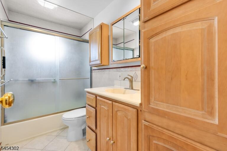 Property listing MLS 4047280 photo 15