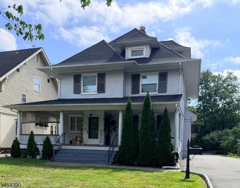 Property listing MLS 4047311 photo 1