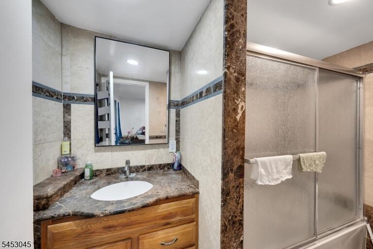 Property listing MLS 4047344 photo 11