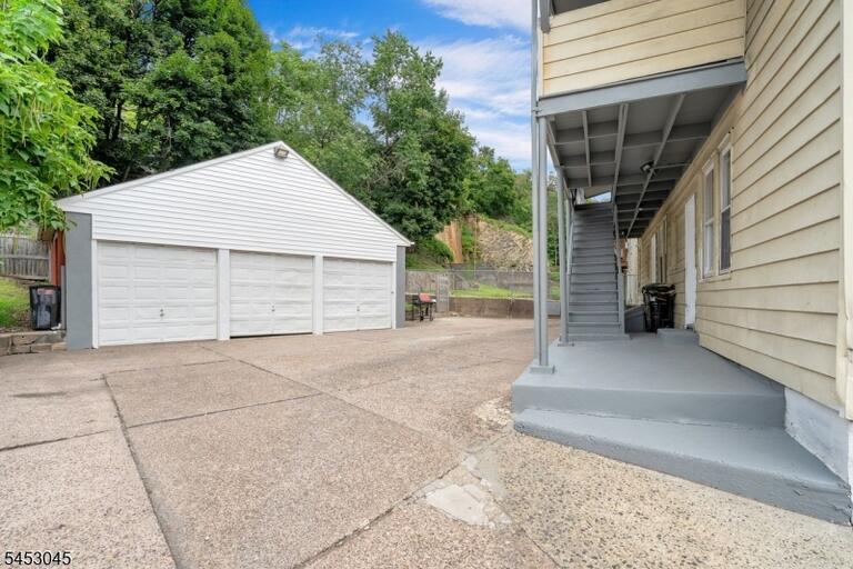 Property listing MLS 4047344 photo 22