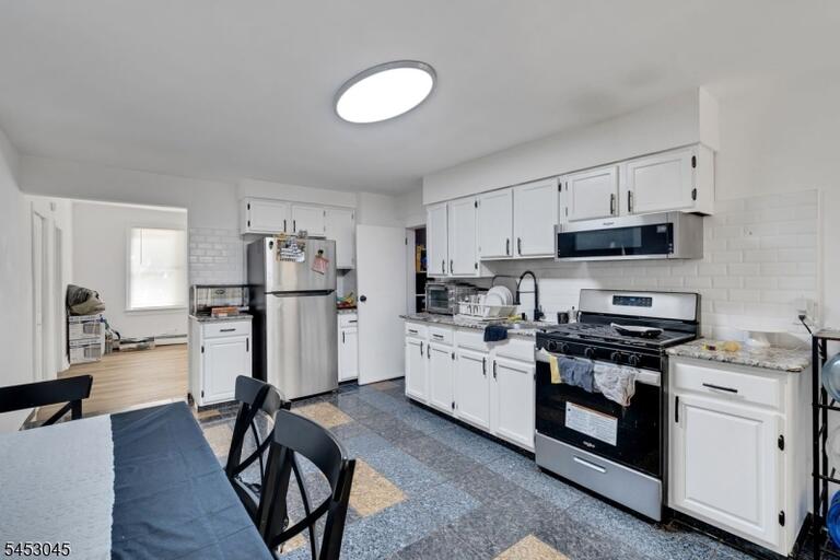 Property listing MLS 4047344 photo 7