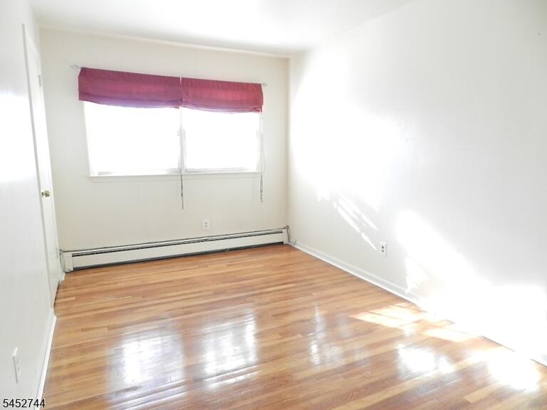 Property listing MLS 4047384 photo 6