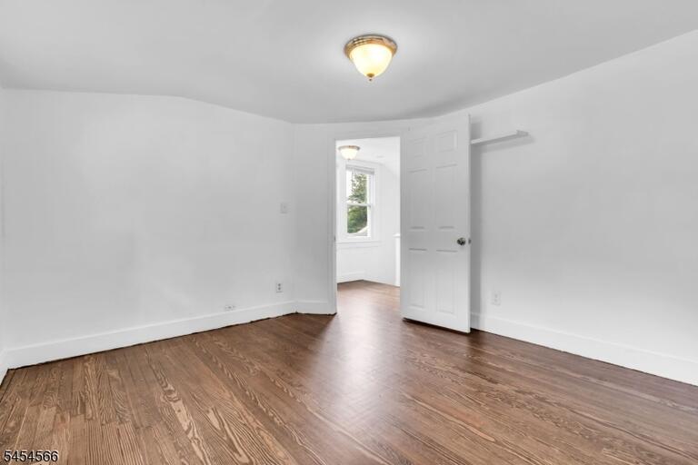 Property listing MLS 4047486 photo 18