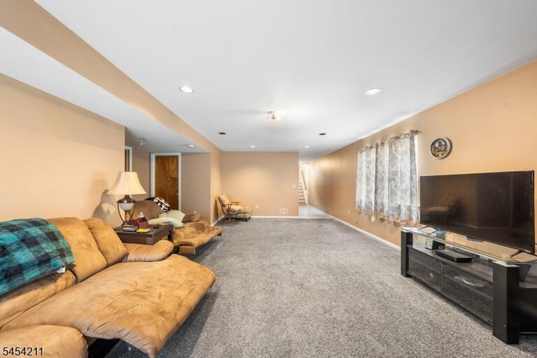 Property listing MLS 4047527 photo 14