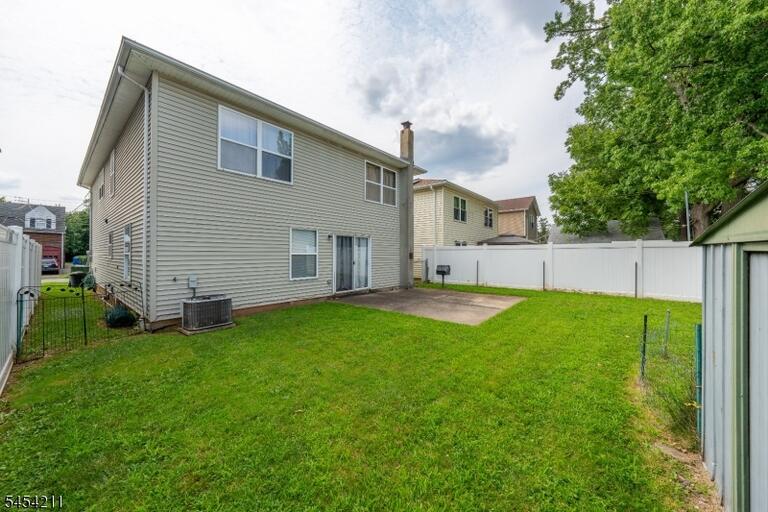 Property listing MLS 4047527 photo 18