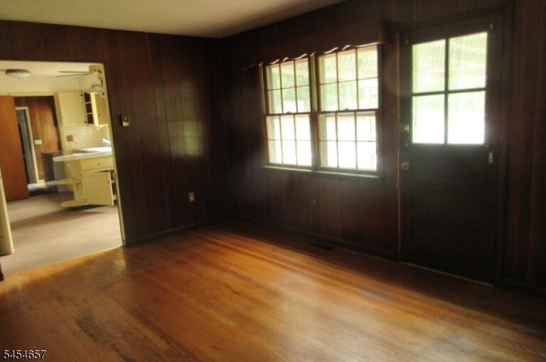 Property listing MLS 4047542 photo 11
