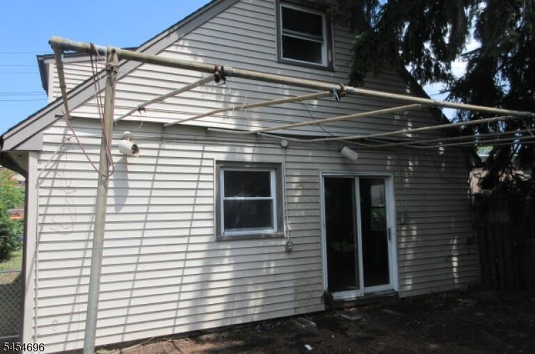 Property listing MLS 4047561 photo 5