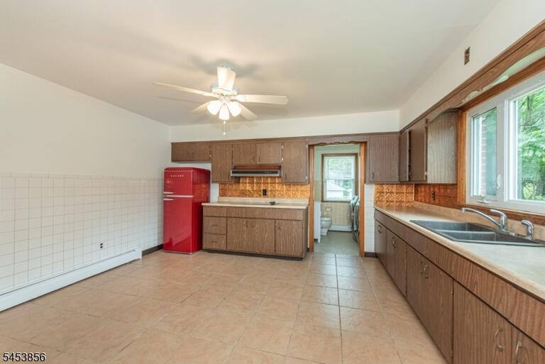 Property listing MLS 4047591 photo 11