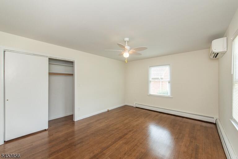 Property listing MLS 4047591 photo 14