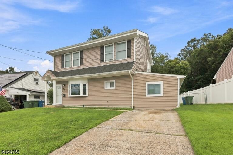 Property listing MLS 4047624 photo 1