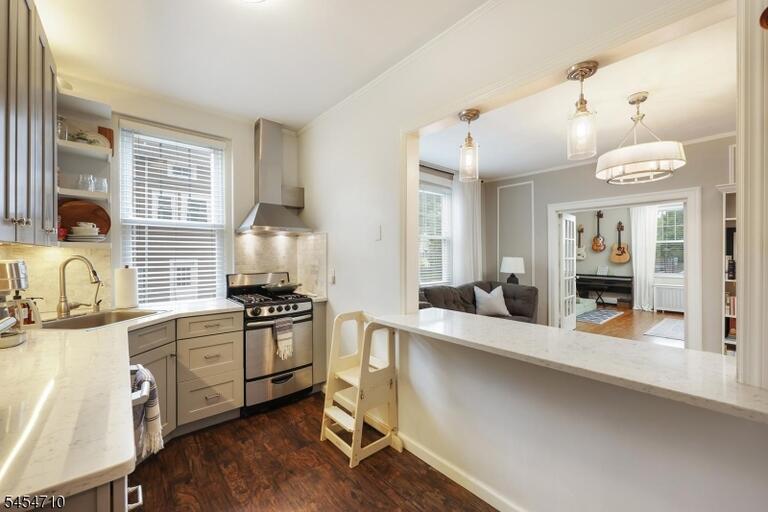 Property listing MLS 4047625 photo 4