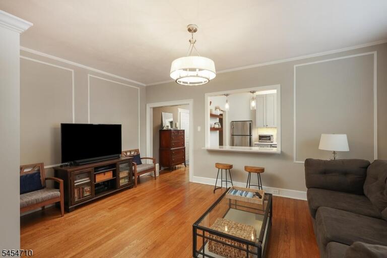 Property listing MLS 4047625 photo 8