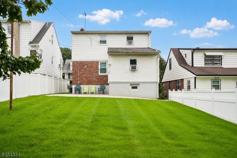 Property listing MLS 4047691 photo 18