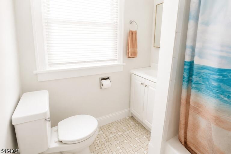 Property listing MLS 4047712 photo 10