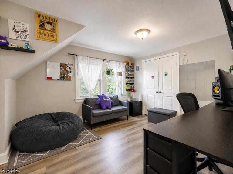 Property listing MLS 4047722 photo 24