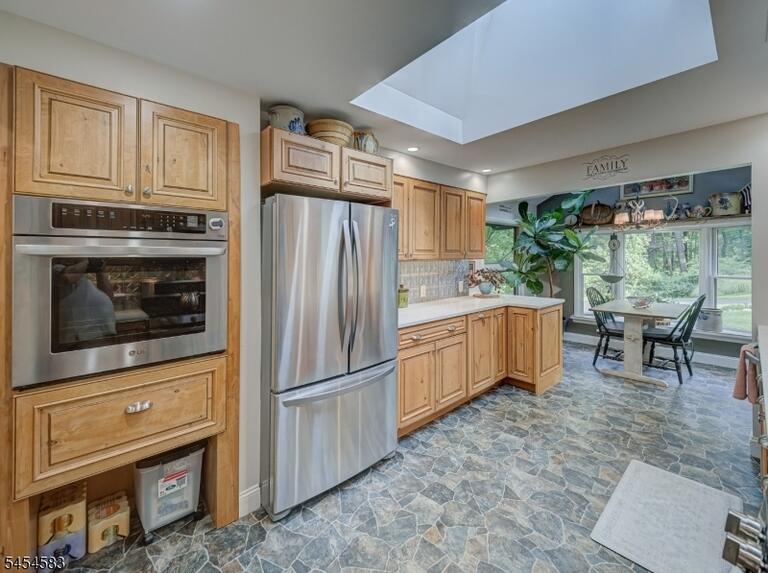 Property listing MLS 4047733 photo 11