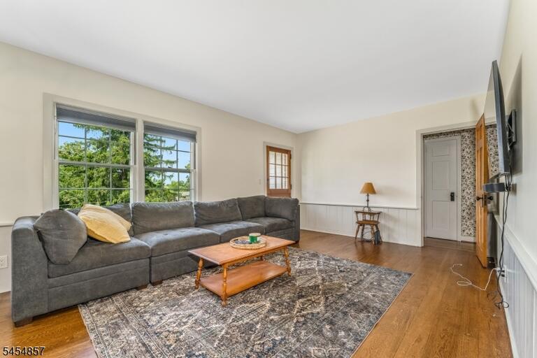 Property listing MLS 4047746 photo 13
