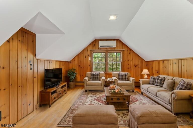 Property listing MLS 4047746 photo 20