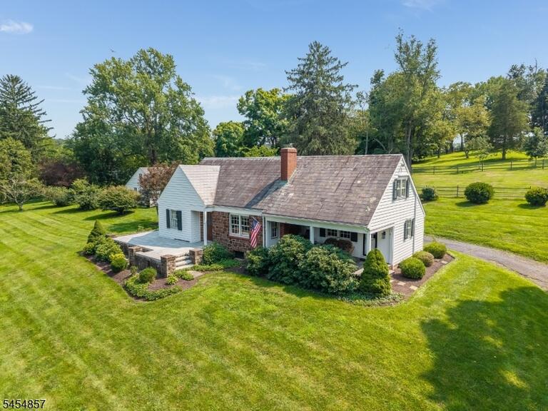 Property listing MLS 4047746 photo 28