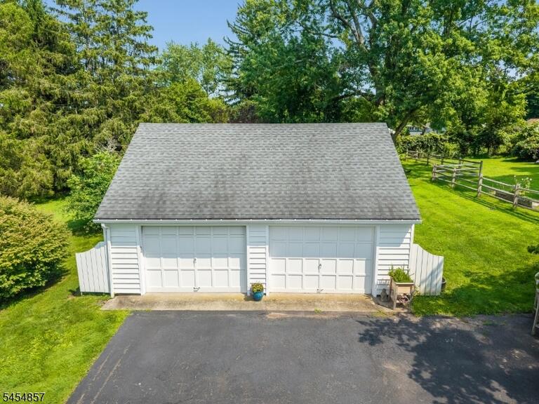 Property listing MLS 4047746 photo 30