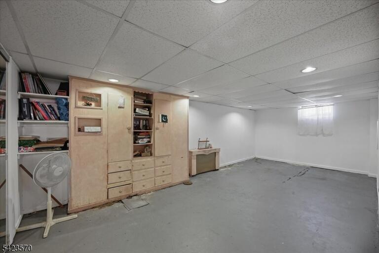 Property listing MLS 4047759 photo 25