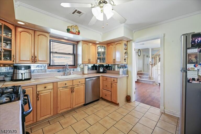Property listing MLS 4047759 photo 7