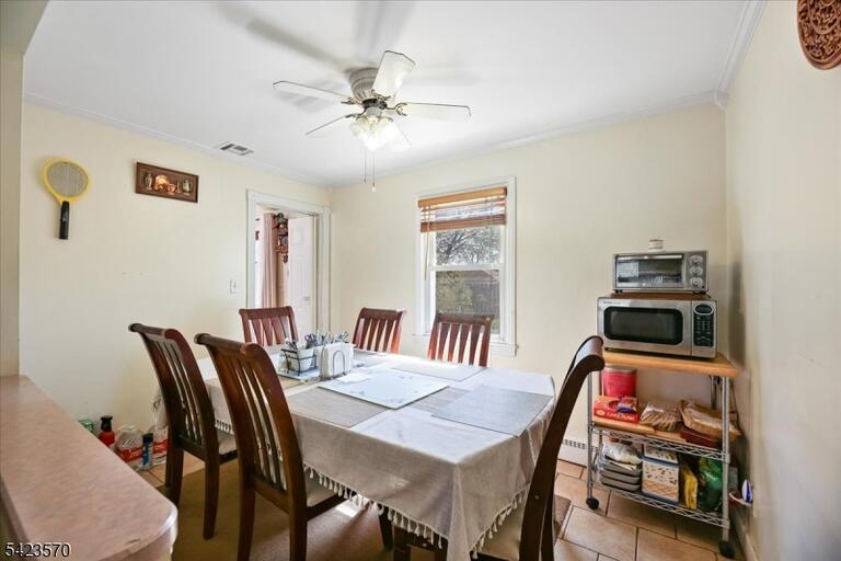 Property listing MLS 4047759 photo 9