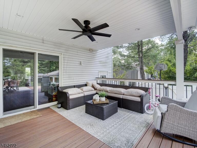 Property listing MLS 4047766 photo 21