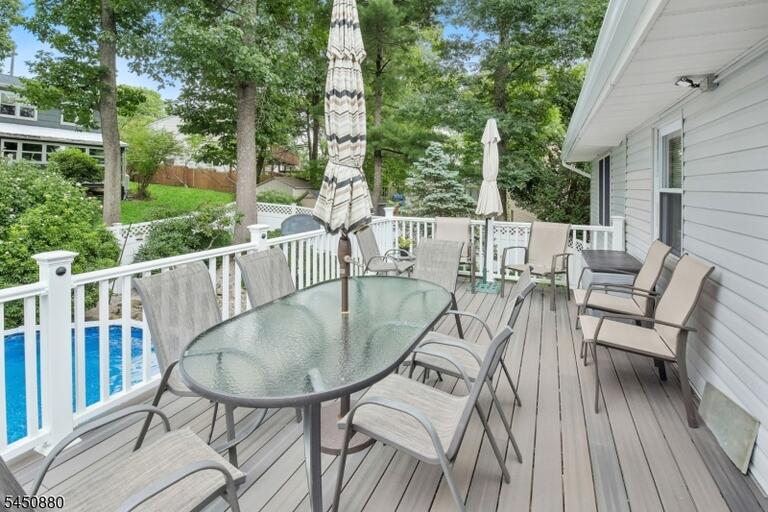 Property listing MLS 4047789 photo 33