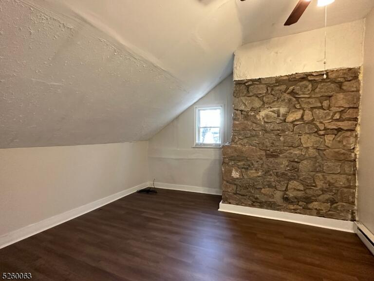 Property listing MLS 4047844 photo 14