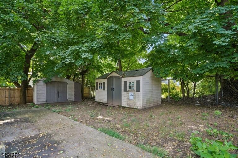 Property listing MLS 4047847 photo 23