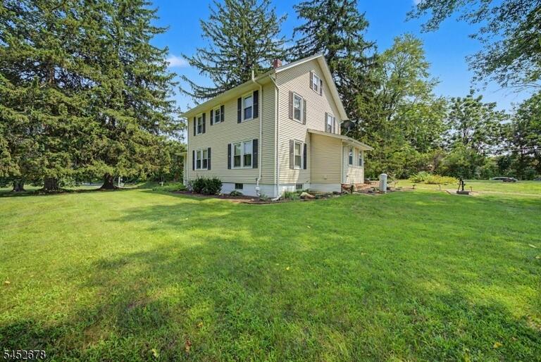 Property listing MLS 4047876 photo 25